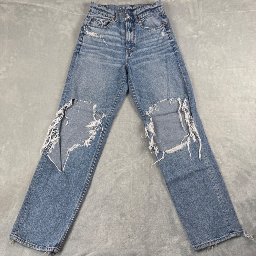 American Eagle Strigid Straight Leg Distressed Blue Jeans‎ High Rise Size 6
